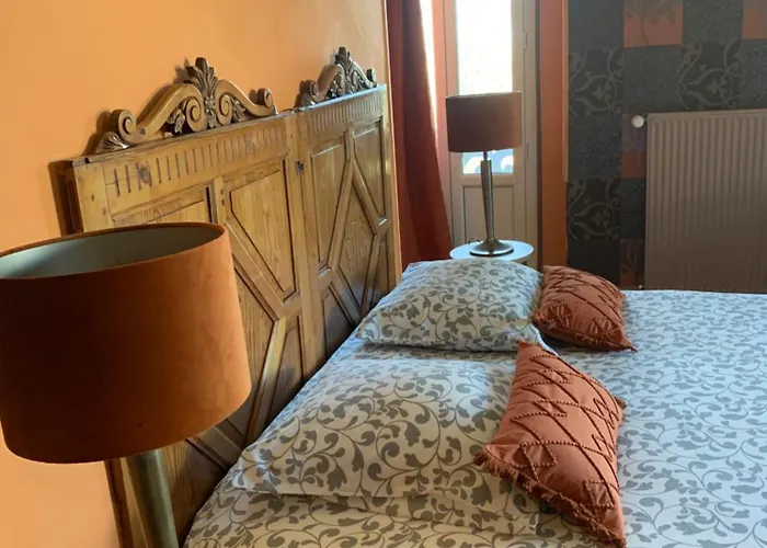 La Villa Des Rosiers